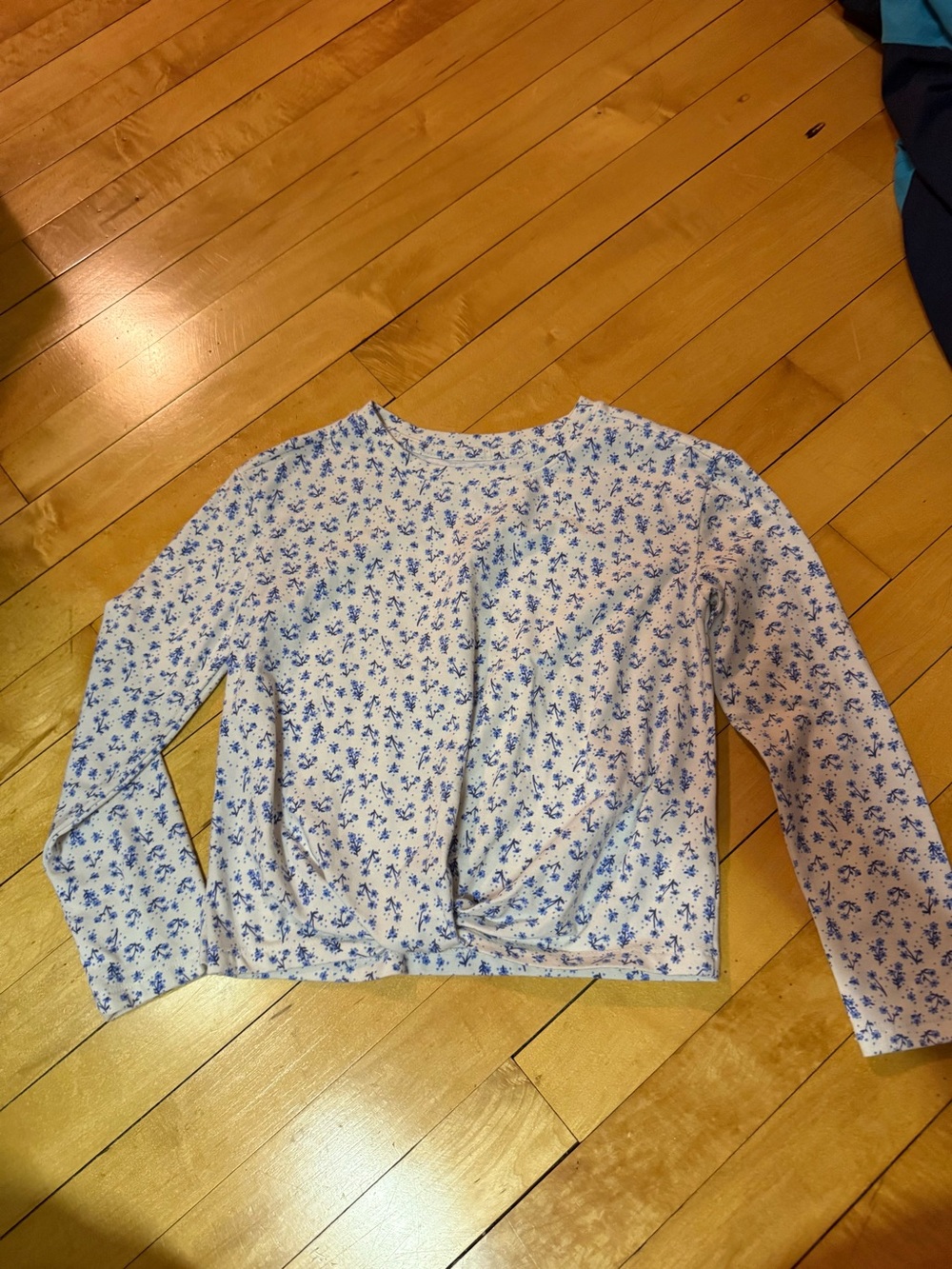 wonder nation White Long-Sleeve Top with Blue Floral Print